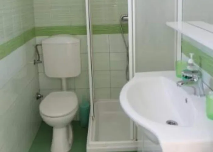 Three Bedroom A4 2 * Supetar