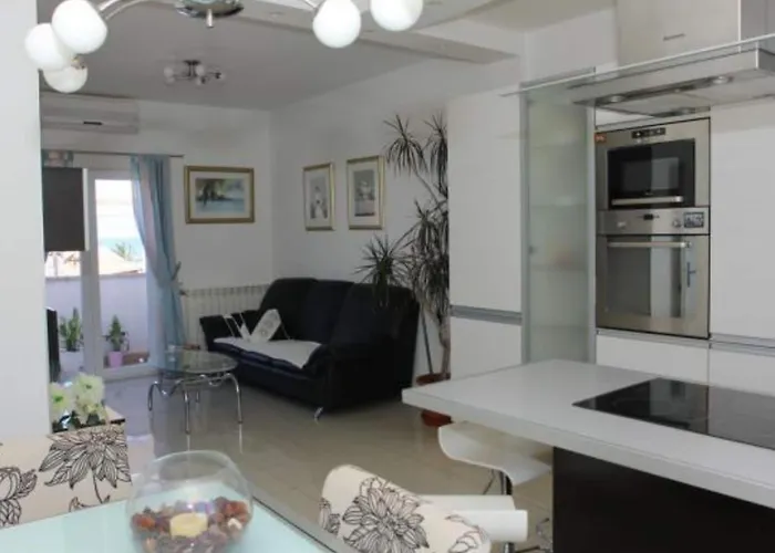 Three Bedroom A4 2 Lejlighed *